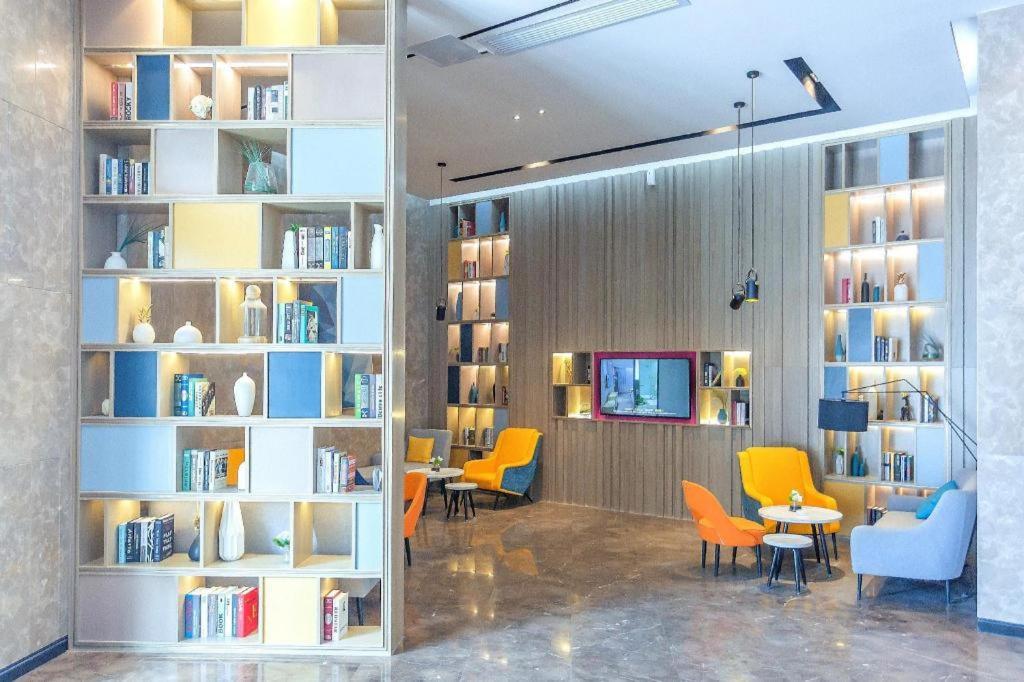 Echarm Hotel Yangjiang Baili Plaza Exterior foto
